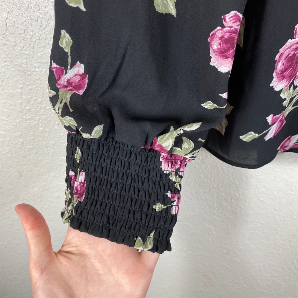NWOT Socialite High Neck Floral Long Sleeve Top - Picture 4 of 8